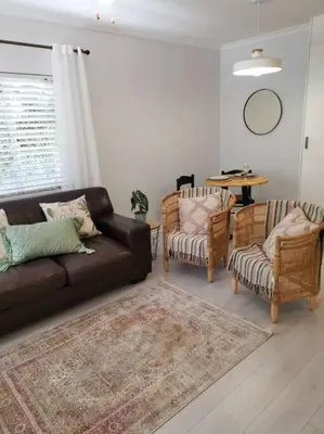 Gallery image of Seaside Respite Main road apartment in Hermanus