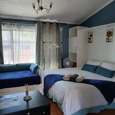 Stay at Gabby's- no loadshedding