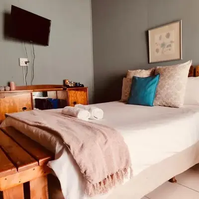 Suzies Huis Restaurant Bed and Breakfast