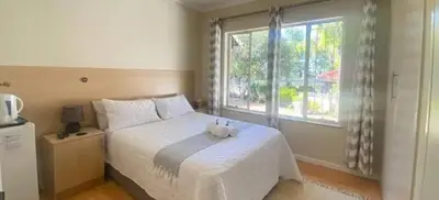 Gallery image of APHIROOM GUESTHOUSE in Cape Town