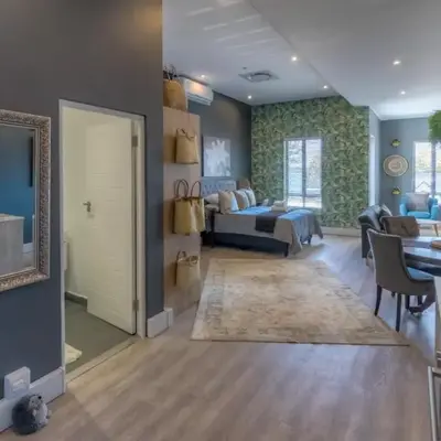 Trebuchet Studio Apartment