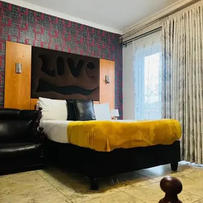 Parow city -Star Legend Lodge