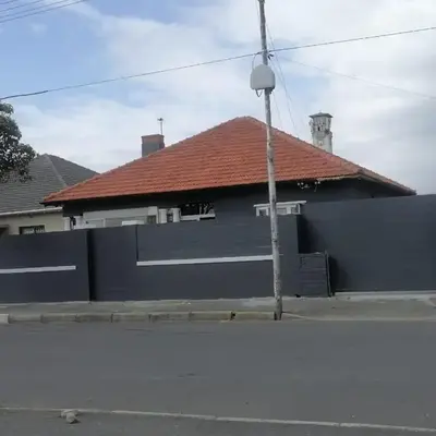Exotica Central guest house