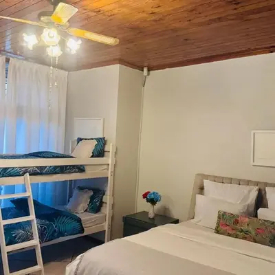 Leisure Lodges Family Room Parow