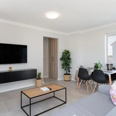 Elegant apartment near beach
