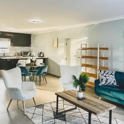 Goodness Century Apartment