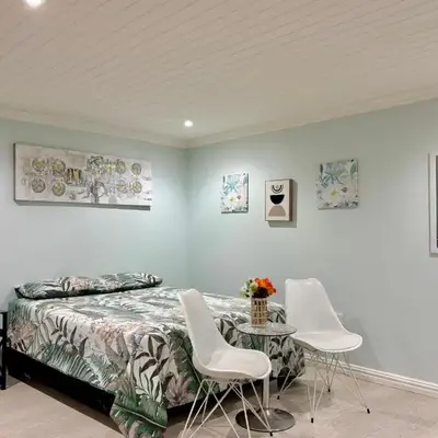 Bachelor Flat A
