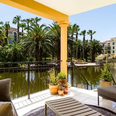 Canal Front Apartment Cape Town