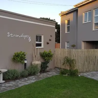 Strandloper Apartments