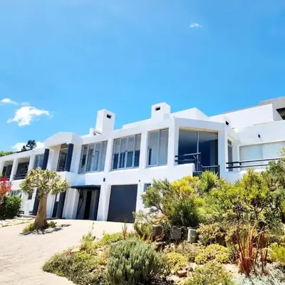 Apartment in Gordon's Bay