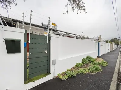 Gallery image of Escape to tranquility in Claremont in Cape Town
