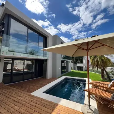 Villa Victoria