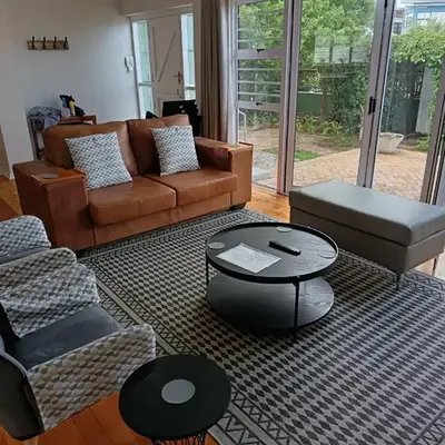 Rockwest 1 Cosy summer holiday house Hermanus