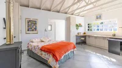 Gallery image of Something About Hibiscus in Paarl