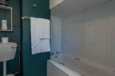 Gallery image of Pips Place 202 Luxury Self Catering Apartment in Cape Town