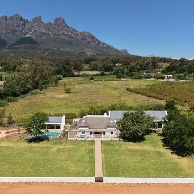 Villa Canetsfontein