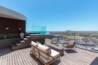 Gallery image of Blouberg Penthouse with Pool by HMH Horizon Bay 1701 in Cape Town