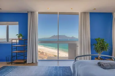 Gallery image of Blouberg Penthouse with Pool by HMH Horizon Bay 1701 in Cape Town