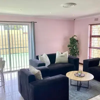 Unit 1 GatherPoint Sleeps 6 Self-Catering Group in Belhar