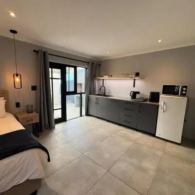 One-Bedroom apartment in Somerset West