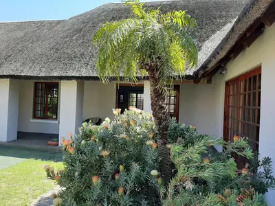 Gallery image of iNkosi Luxury Lodge in Parow