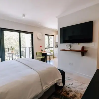 10 at The Alxndr - Stellenbosch Central