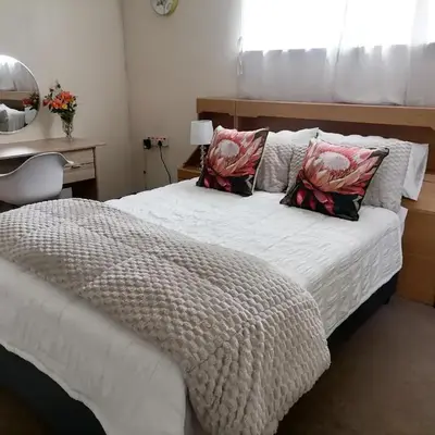 Mimosa House Double Room