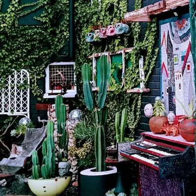 Anna's Studio