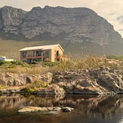 Starfish - The rockpool house