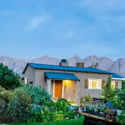 Seven Oaks Vineyard Cottages