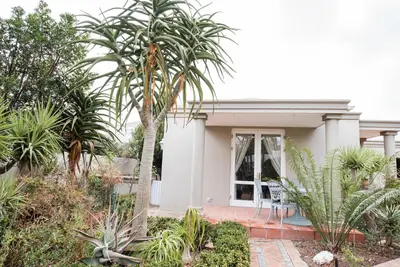 Gallery image of Erinvale Garden cottage in Somerset West