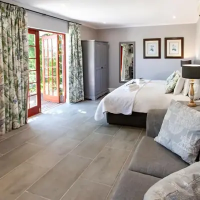 Summerhill Guest Farm