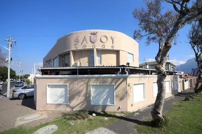 a building with a dome on top of it at Savoy Lodge in Cape Town