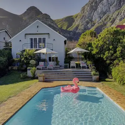 Protea & Pincushion Cottages