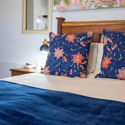 Stay at Friends Economy Rooms