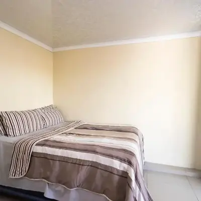 Hasate Guest House 10 Florence street Oakdale Belliville 7530 cape town south African