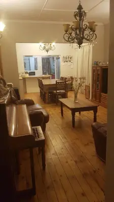 Gallery image of Strand Holiday Cottage in Cape Town