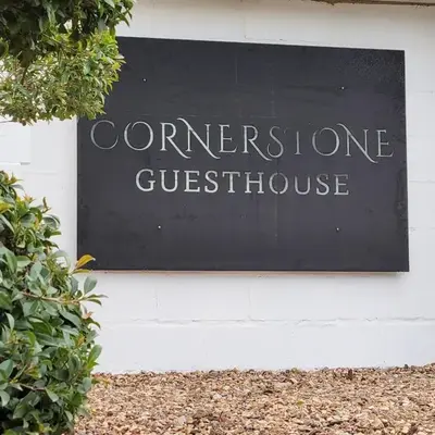 Cornerstone Guesthouse Alk Van Zyl