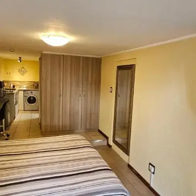 Walters Lane Economy Apartment 1 - No Loadshedding