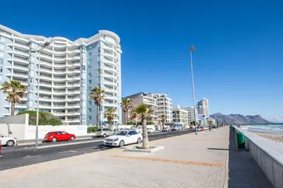 Gallery image of Oceanfront Panoramic Beach View in Strand
