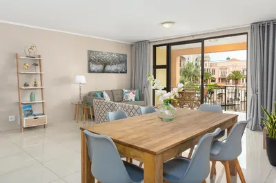 Gallery image of Island Club Luxury Apartments in Cape Town