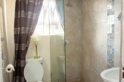 Gallery image of Bedrock Double En-Suite Studio in Cape Town