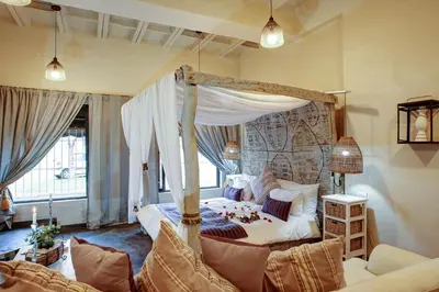 Gallery image of Bedrock Honeymoon Studio En-suite in Cape Town