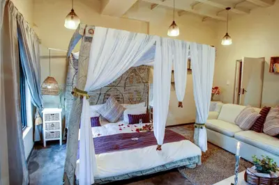 Gallery image of Bedrock Honeymoon Studio En-suite in Cape Town