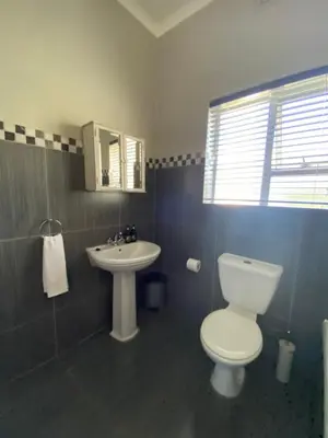 Gallery image of Vredelust Cottage in Bellville
