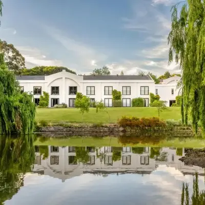 Lord Charles Hotel