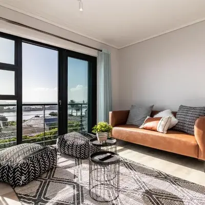 Burmeister 407 -Spacious 1 Bedroom Apartment Across from Ocean