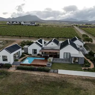 Benguela Cove - Utopia