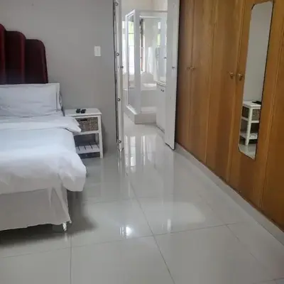 MJ's Guest House